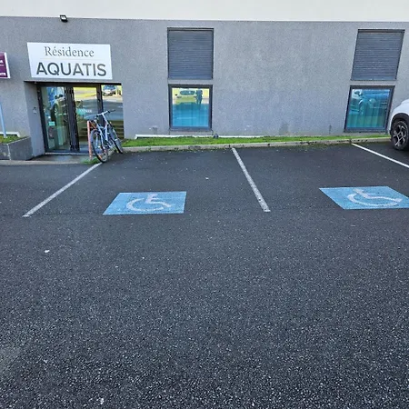 Center Futuroscope Free Parking Wifi